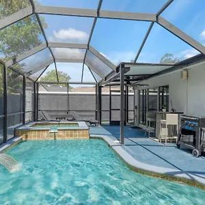 Apartment Luxury Style Townhome With Pool - 1 Miles To Bucs Stadium, Tampa